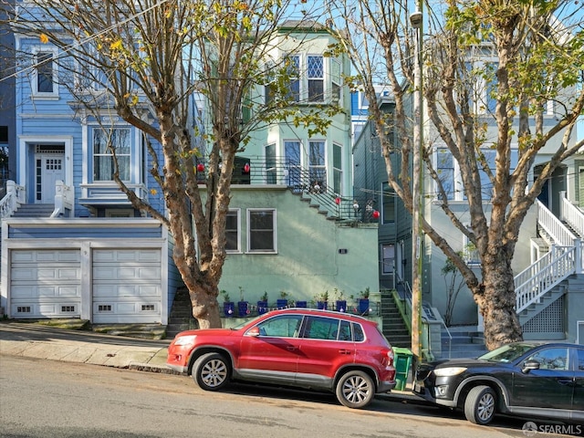 view of front of property featuring a garage