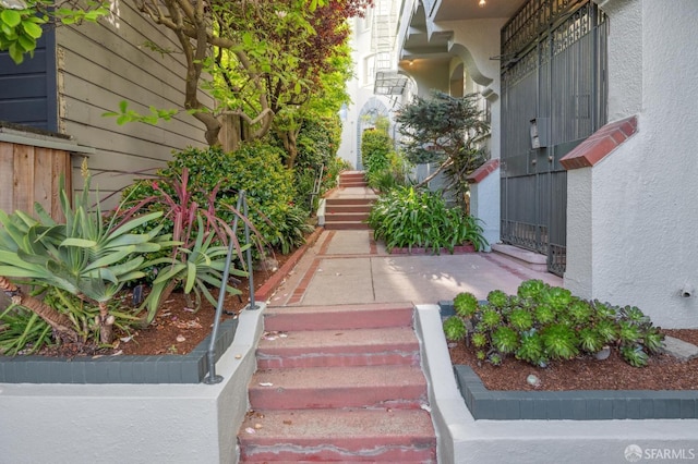 1250 Vallejo St Unit 9, San Francisco, CA 94109 - doorway to property featuring stucco siding