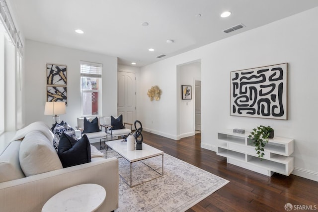 3069 Vittoria Loop, Dublin, CA 94568 - living area with dark wood-style floors and recessed lighting