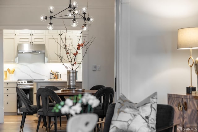 dining room featuring light wood-style floors