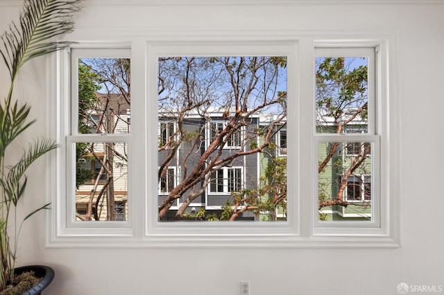 221 Lily St, San Francisco, CA 94102 - detailed view