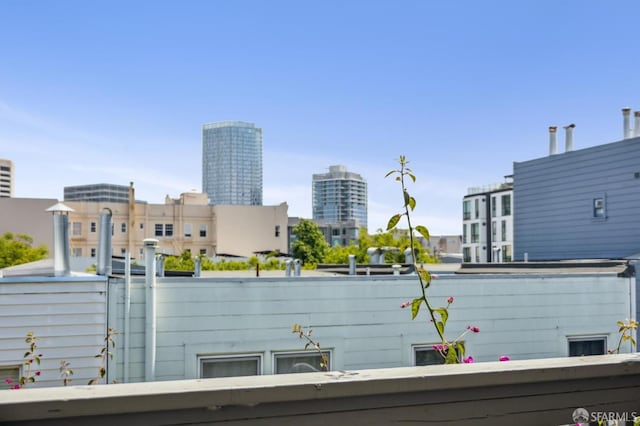 221 Lily St, San Francisco, CA 94102 - water view with nearby urban area