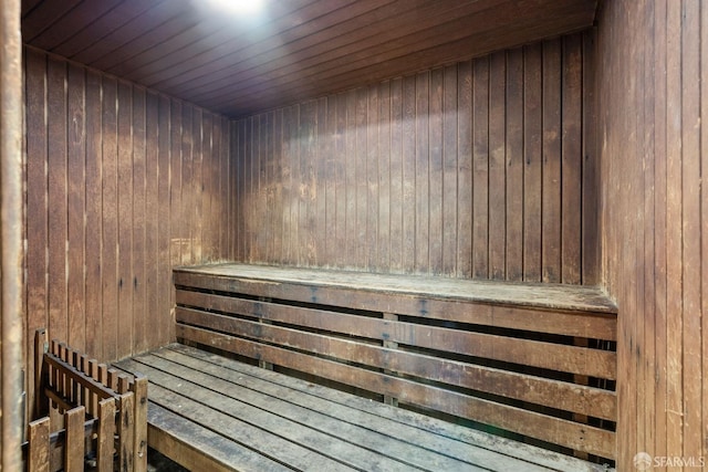 view of sauna / steam room