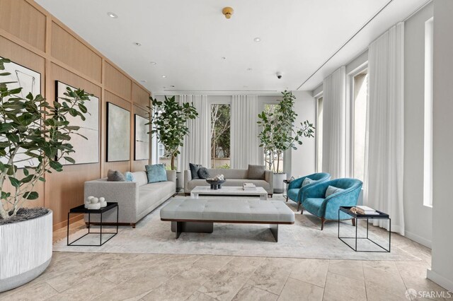 88 King St Unit 104, San Francisco, CA 94107 - living area with recessed lighting