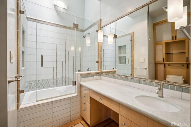 1695 Sutter St, San Francisco, CA 94109 - bathroom featuring tiled shower / bath combo and vanity