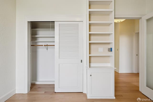1695 Sutter St, San Francisco, CA 94109 - view of closet