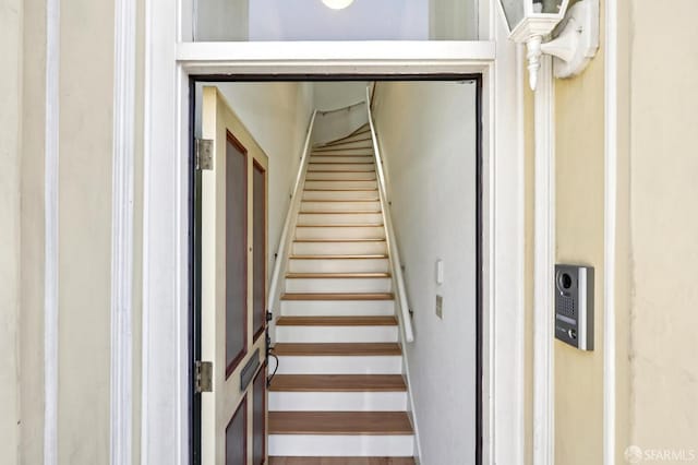 1695 Sutter St, San Francisco, CA 94109 - view of staircase