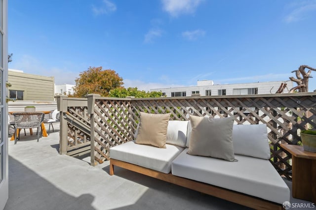 3364 21st St, San Francisco, CA 94110 - view of patio / terrace