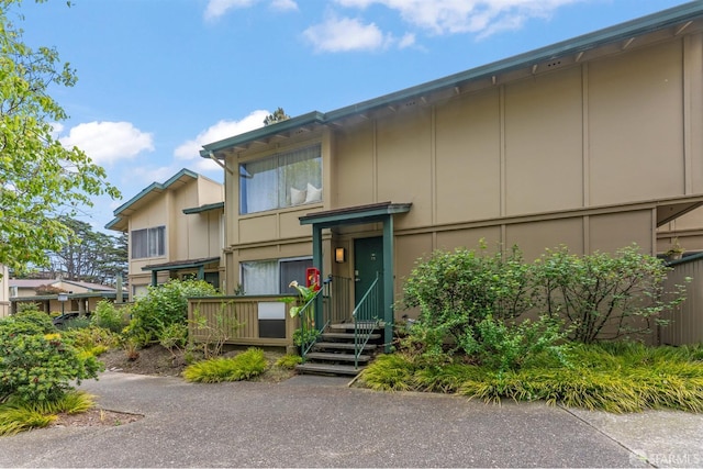 388 Imperial Way Unit 2, Daly City, CA 94015 - multi unit property featuring board and batten siding