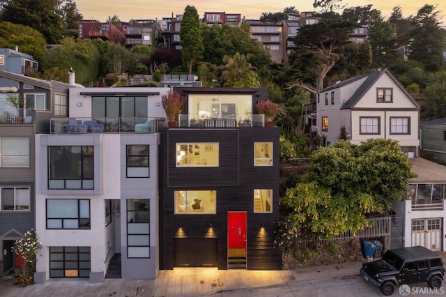 view of front of house featuring a garage