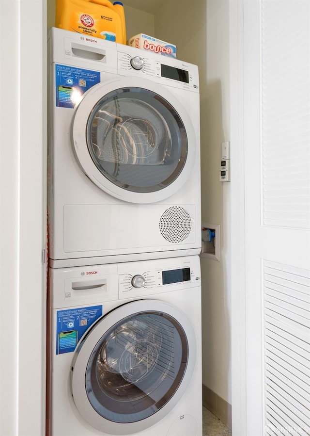 88 Arkansas St Unit 528, San Francisco, CA 94107 - washroom featuring estacked washer and dryer