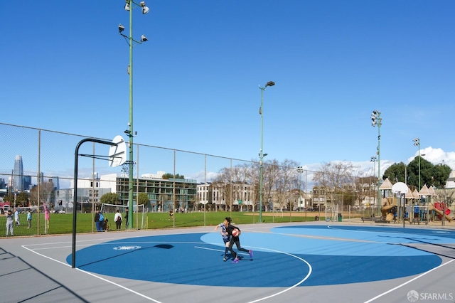 88 Arkansas St Unit 528, San Francisco, CA 94107 - view of sport court featuring community basketball court