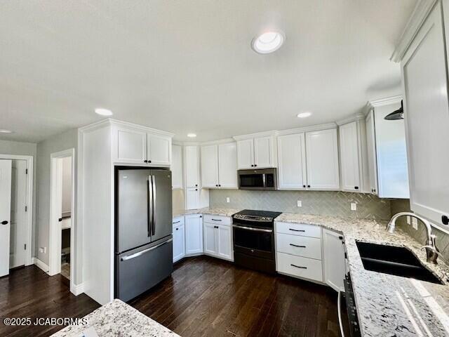 2042 Trenton Ct, Jefferson City, MO 65109 - photo 8