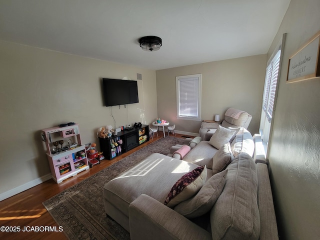 202 Mckinley St, Jefferson City, MO 65101 - photo 2