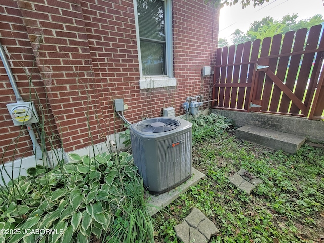 202 Mckinley St, Jefferson City, MO 65101 - photo 21