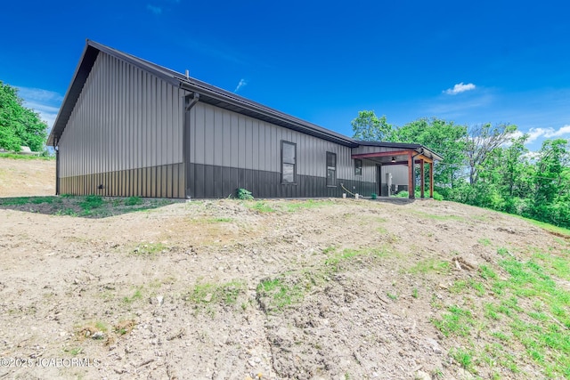 8206 Big Meadows Rd, Jefferson City, MO 65101 - view of property exterior with an outbuilding