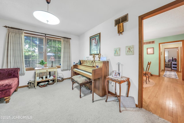 409 Lorene St, California, MO 65018 - sitting room with baseboards