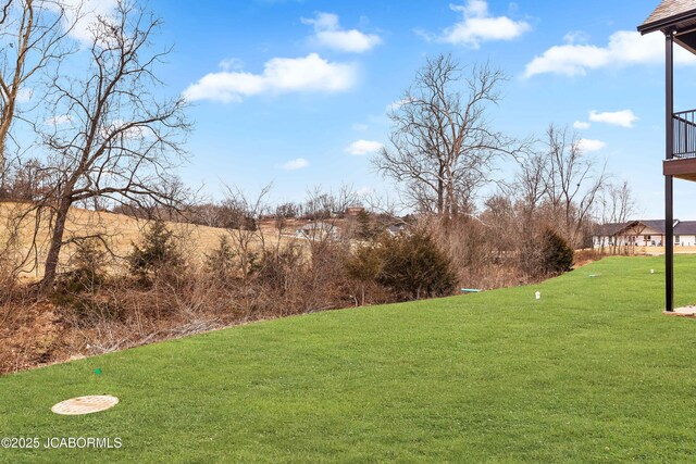 5610 Birch Creek Ln, Jefferson City, MO 65101 - view of green lawn