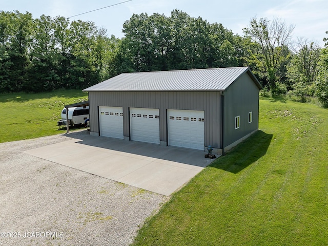 7165 E Hartman Rd, Hartsburg, MO 65039 - view of detached garage