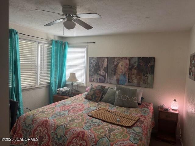 200 Sondra Ave, Columbia, MO 65202 - bedroom featuring a ceiling fan