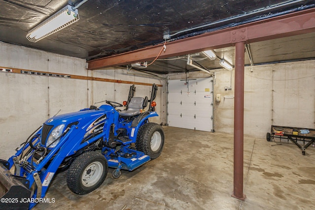 4205 Grant Ln, Columbia, MO 65203 - view of garage