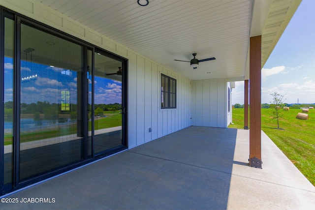 5306 Tebbetts View Dr, Tebbetts, MO 65080 - view of patio / terrace featuring a ceiling fan