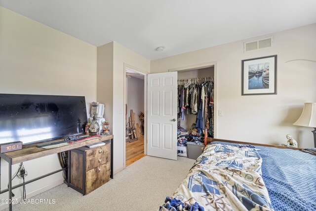 6733 Rocking Horse Ln, Fulton, MO 65251 - carpeted bedroom with a desk and a closet