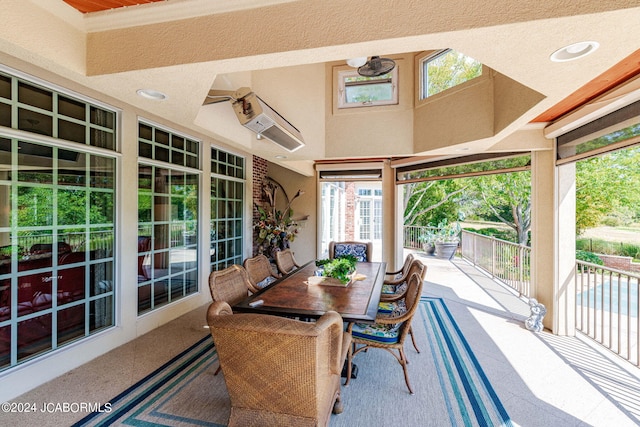 view of sunroom / solarium