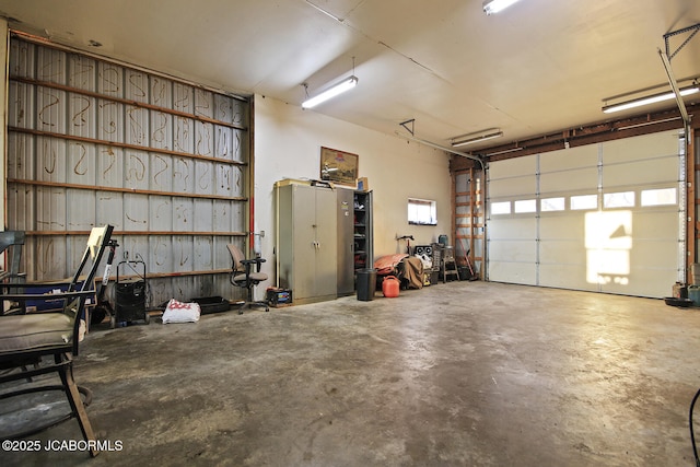 140 County Road 412, Fayette, MO 65248 - view of garage