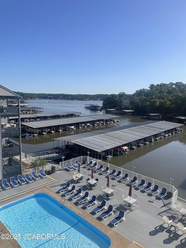 5655 Nichols Rd Unit D-406, Osage Beach, MO 65065 - aerial view of a pool area and a large body of water