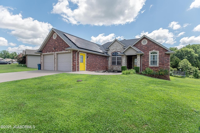 425 Edwards Dr, Holts Summit, MO 65043 - photo 1