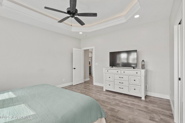 15005 Wrangle Ln, Ashland, MO 65010 - bedroom featuring light wood finished floors, crown molding, baseboards, a tray ceiling, and recessed lighting