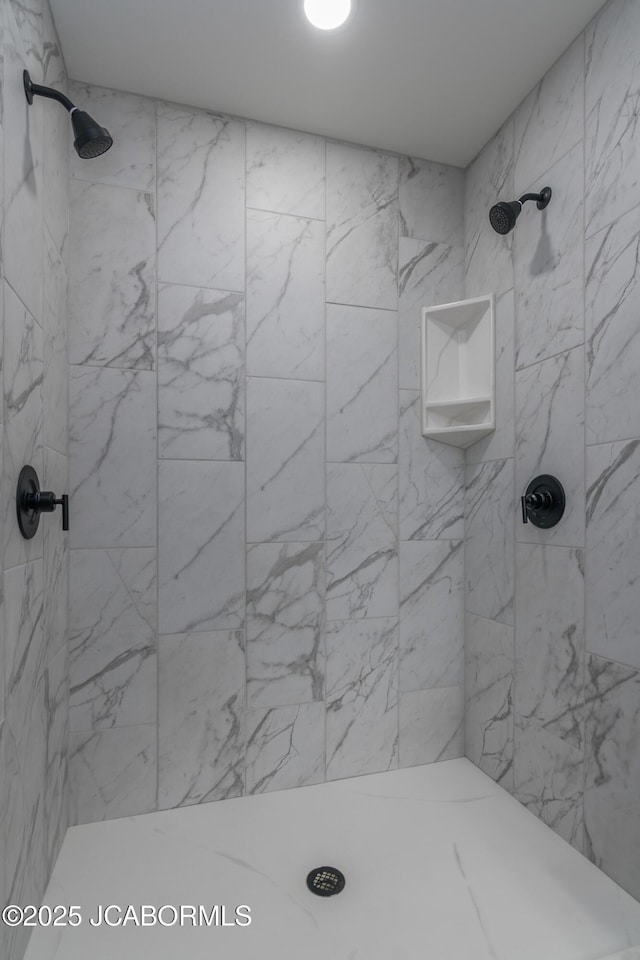 5705 Summerfield Ct, Jefferson City, MO 65109 - full bath with tiled shower