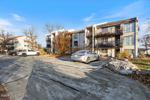 49 Casa Vl SE Unit 3C-164, Lake Ozark, MO 65049