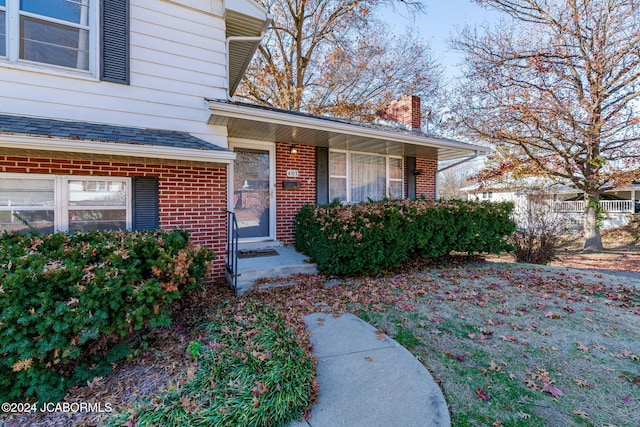 Listing photo 3 for 403 Castle Dr, Jefferson City MO 65109