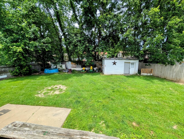 5416 S Brooks Dr, Jefferson City, MO 65109 - fenced backyard featuring a shed