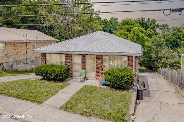 308 Locust St, Jefferson City, MO 65101 - photo 4