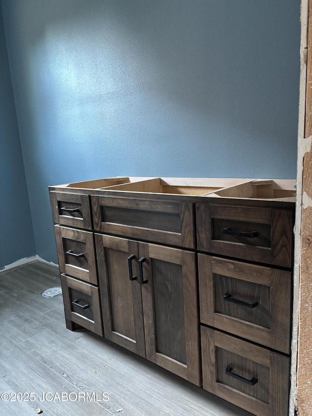 209 Gavin Ln, Linn, MO 65051 - detailed view of wood finished floors
