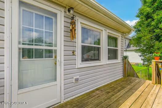 409 E 9th St, Fulton, MO 65251 - view of wooden terrace