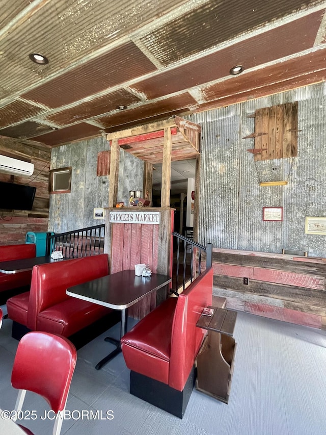 106 S Main St, Chamois, MO 65024 - interior space