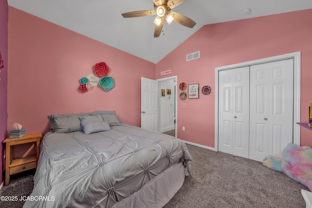 bedroom featuring ceiling fan, carpet, baseboards, visible vents, and a closet