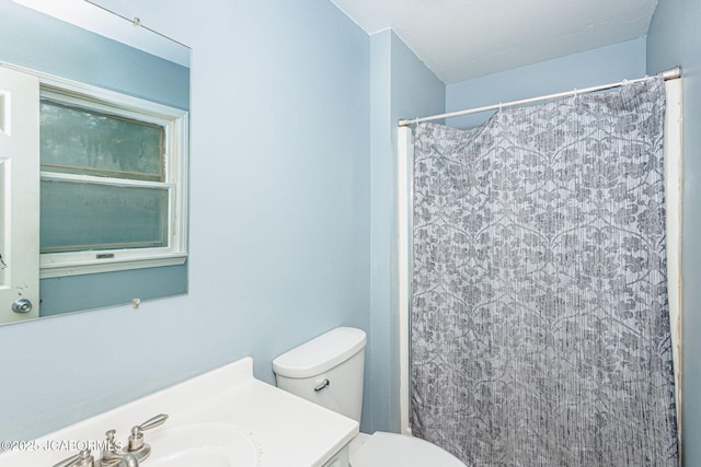 362 Vanhorn Rd, Holts Summit, MO 65043 - bathroom featuring vanity and a shower with shower curtain