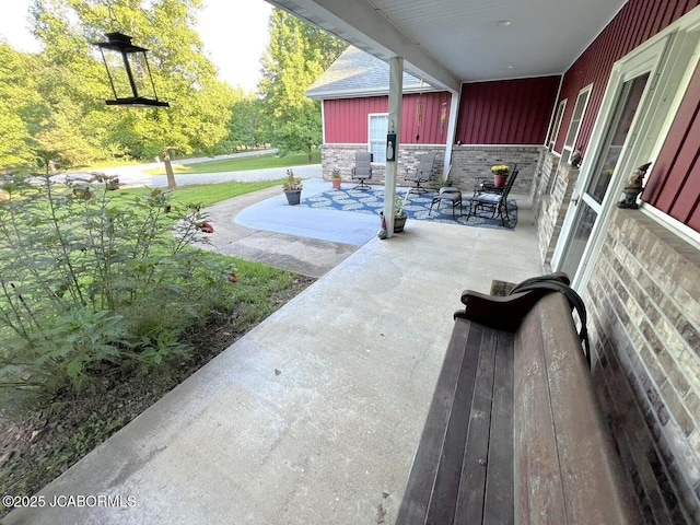 8425 Hillers Creek Dr, New Bloomfield, MO 65063 - photo 8