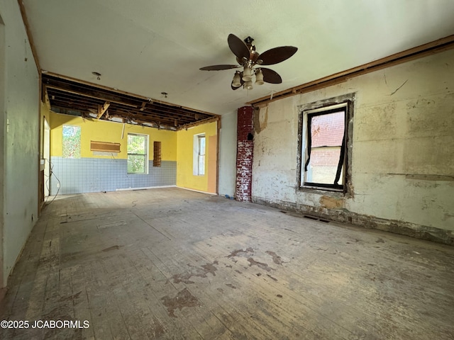 204 Havana St, Jefferson City, MO 65109 - unfurnished room featuring ceiling fan