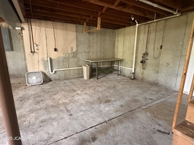 713 Lincoln St, Linn, MO 65051 - unfinished below grade area featuring electric panel