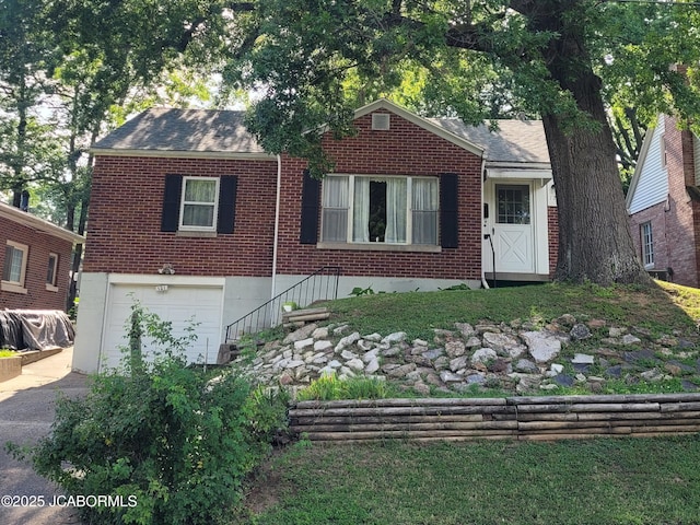 121 Lavinia St, Jefferson City, MO 65109 - photo 1