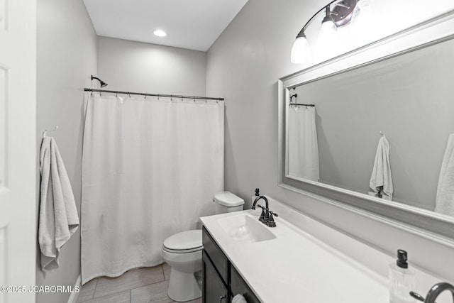109 Redtail Dr, Ashland, MO 65010 - full bath with vanity and curtained shower