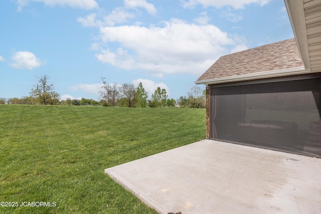 view of yard with a patio area
