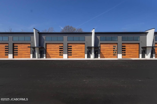100 Blue Heron Hill Ln Unit 103, Lake Ozark, MO 65049 - view of contemporary home