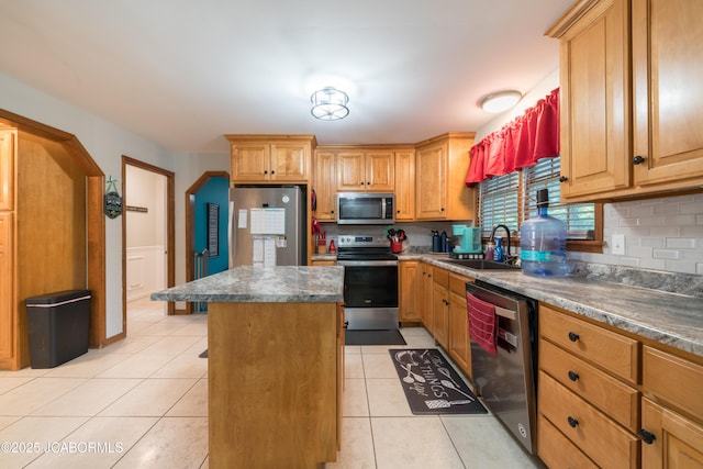 835 Maywood Dr, Jefferson City, MO 65109 - photo 9